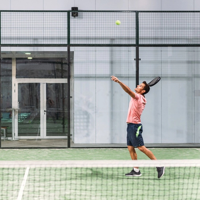 Cam Padel Tenis Kortları